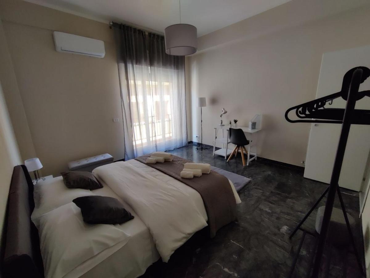 Elpida Apartment Reggio Calabria Exterior photo